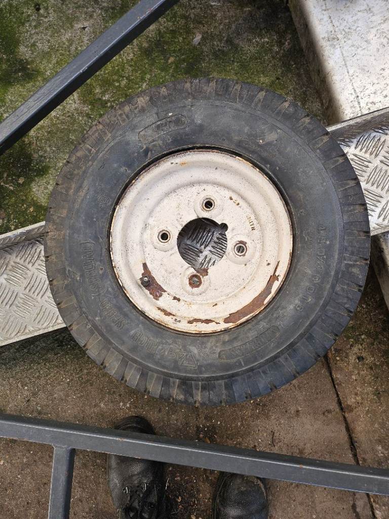 8 inch trailer wheel and tyre 