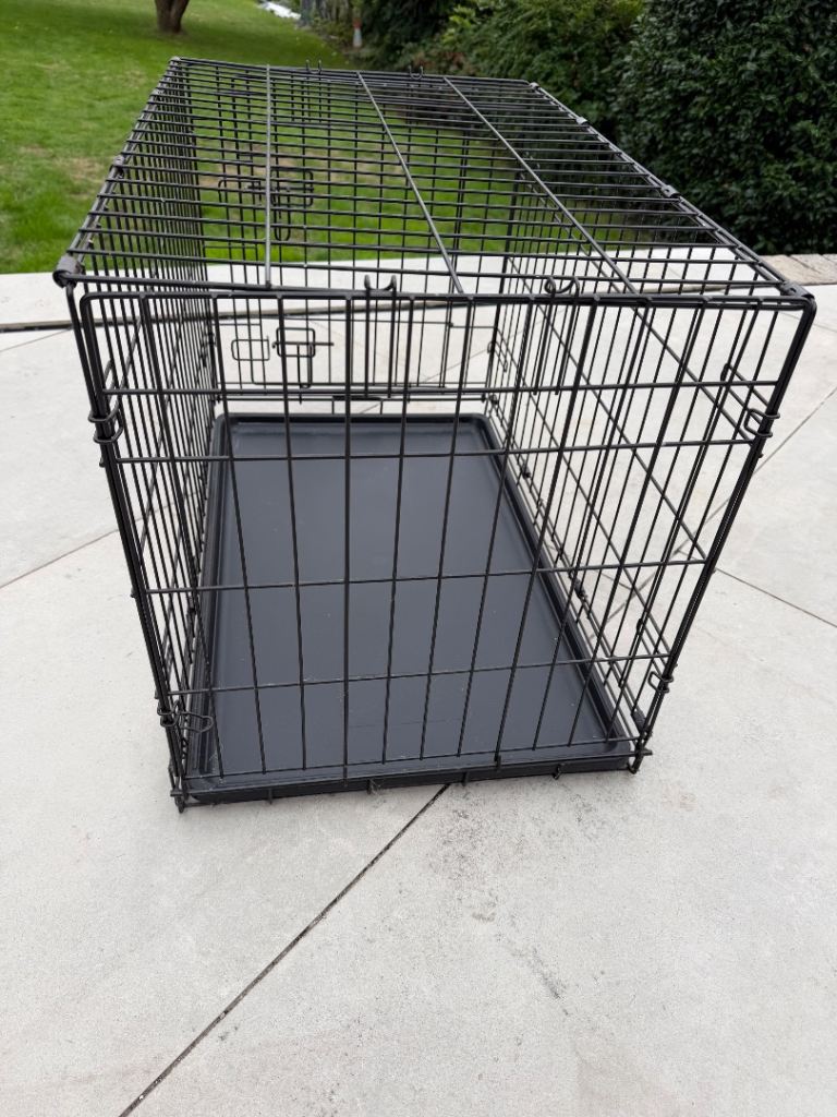 Small dog/puppy crate