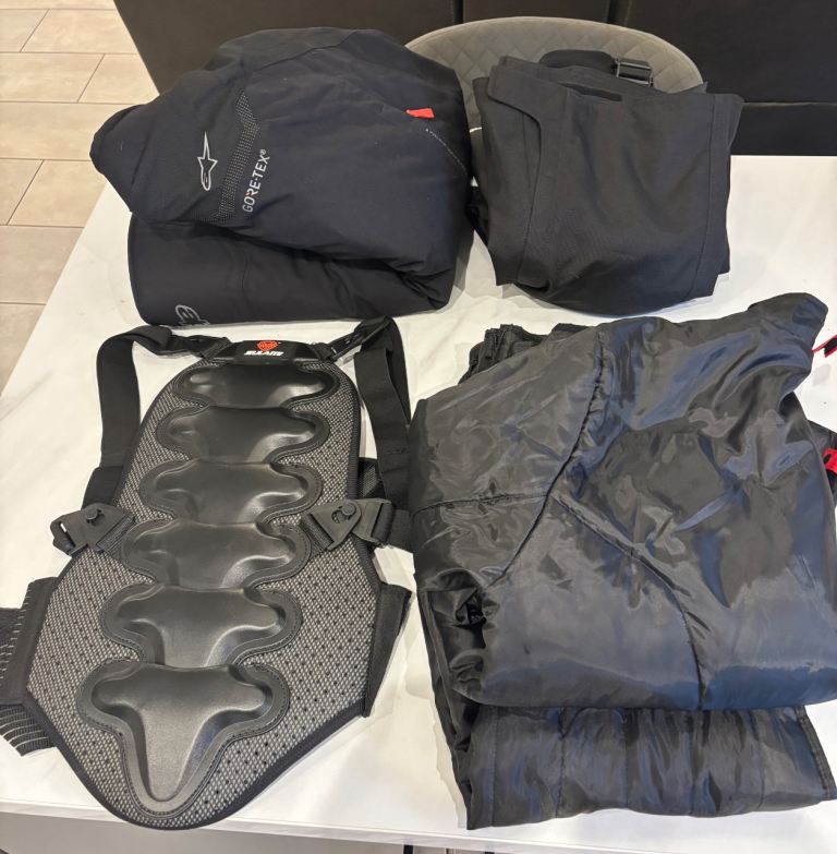 alpine stars  tech touring suit