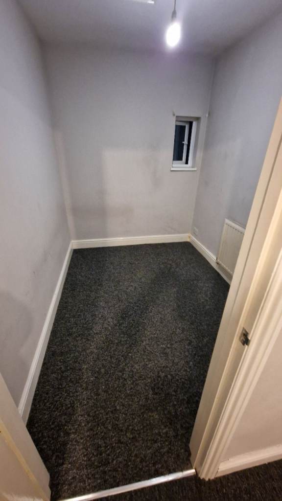 Single room, lodger required, Goodmayes, all bills paid 