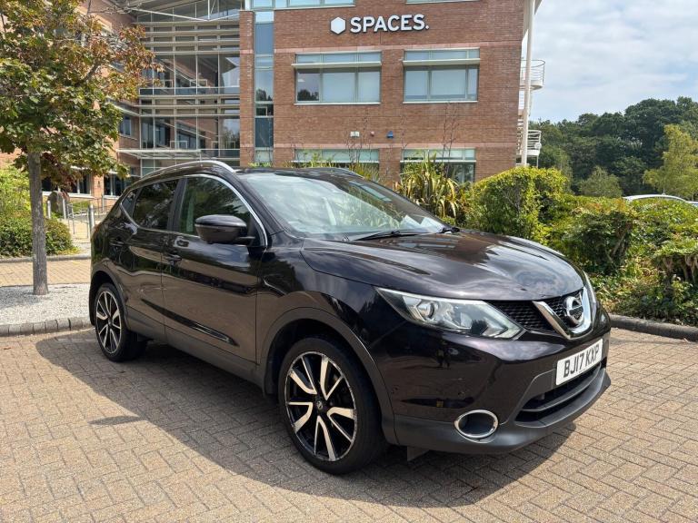 2017 Nissan Qashqai 1.2 DIG-T Tekna SUV 5dr Petrol Manual 2WD Euro 6 (s/s) (115