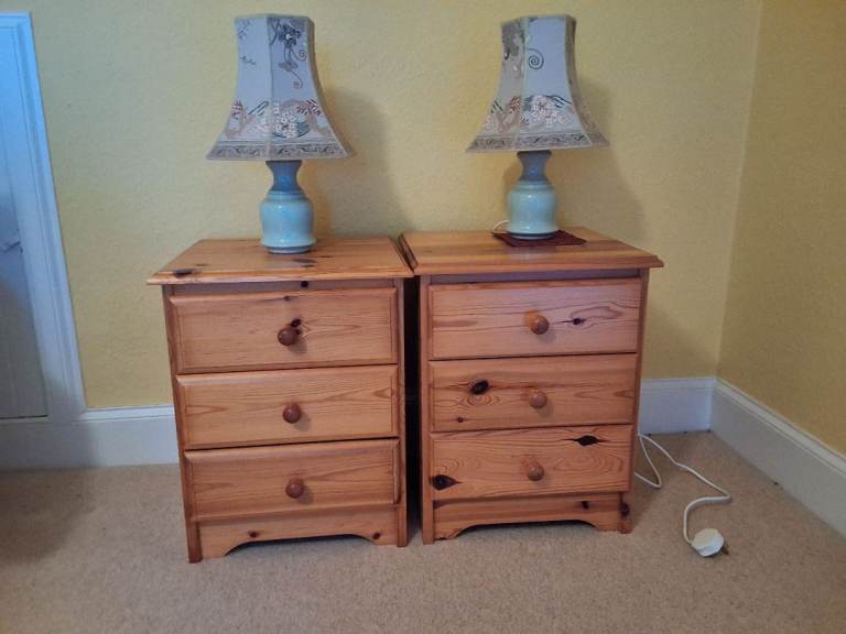 Pair of Pine Bedside Tables with Drawers – Good Condition