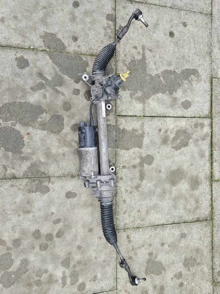 BMW G20 330e Power Steering Rack 225A1AC10-01