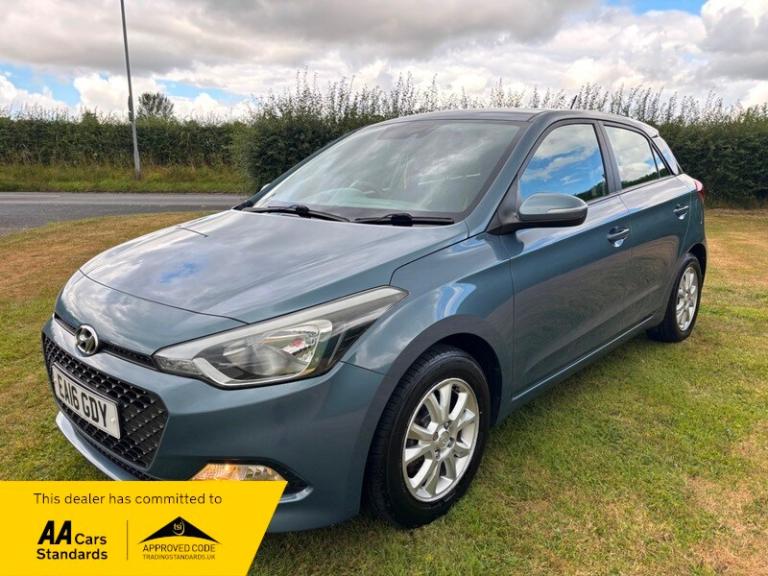 Hyundai I20 MPI SE ONLY 72k 12 MONTH MOT COMPREHENSIVE HISTORY STUNNING COLOUR