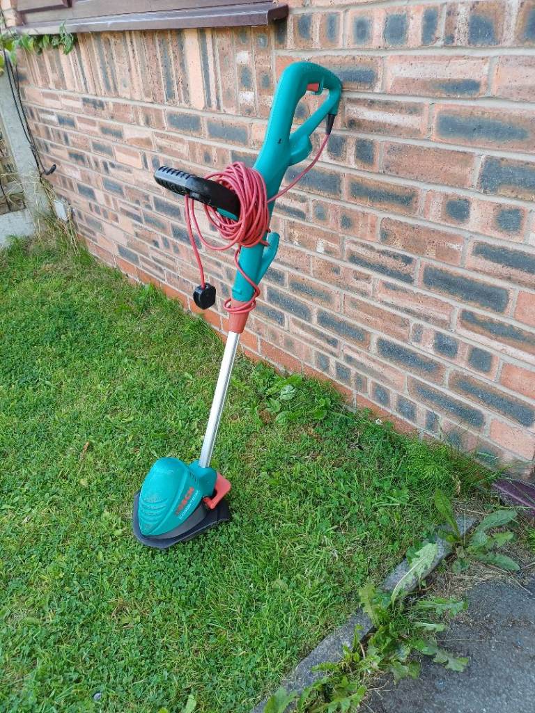 BOSCH ART26 COMBITRIM GARDEN STRIMMER EDGER VGC £25 NO OFFERS DARWEN BB3 0DU 