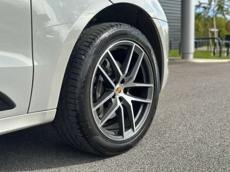 2023 Porsche Macan 5dr PDK SUV Petrol Automatic