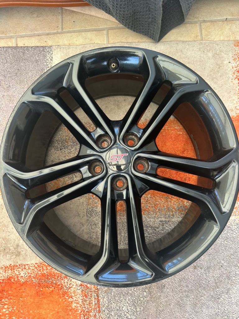Focus “19” alloy rims