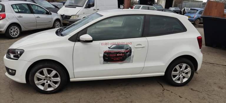 VOLKSWAGEN POLO MATCH MK5 PETROL MANUAL 1198CC 2012 BREAKING ALL PARTS AVAILABLE