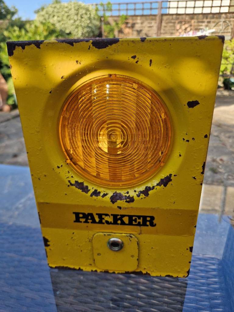 Parker Batchelee Hazard Warning Light – Used Condition