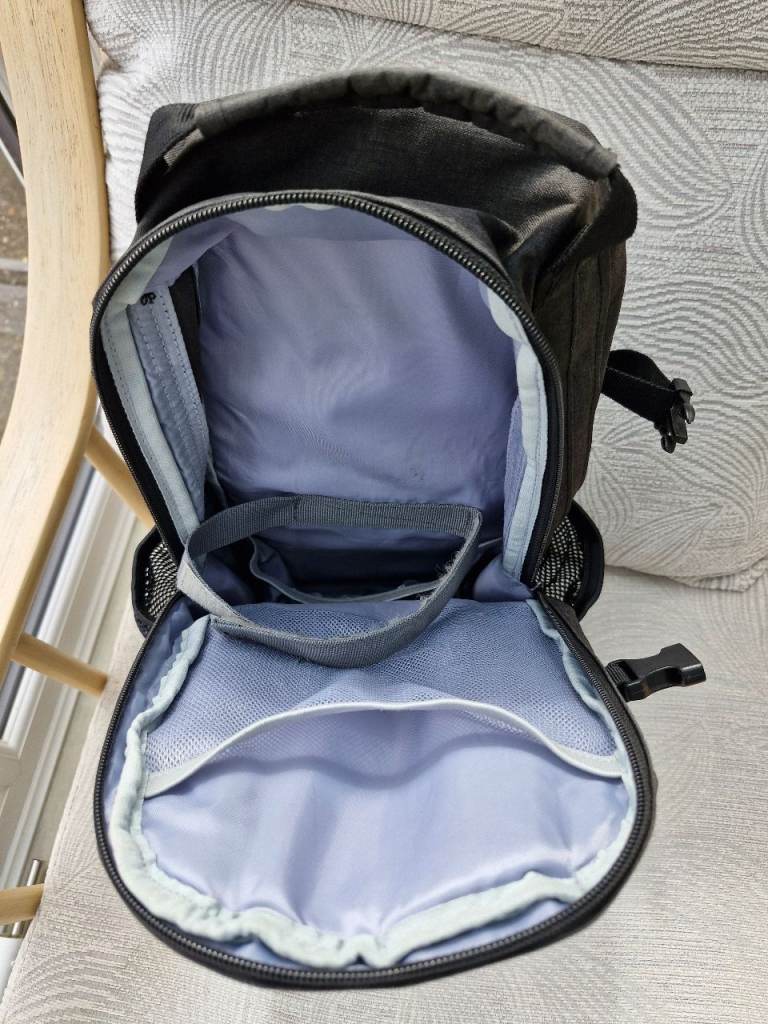 Curmio small oxygen cylinder backpack