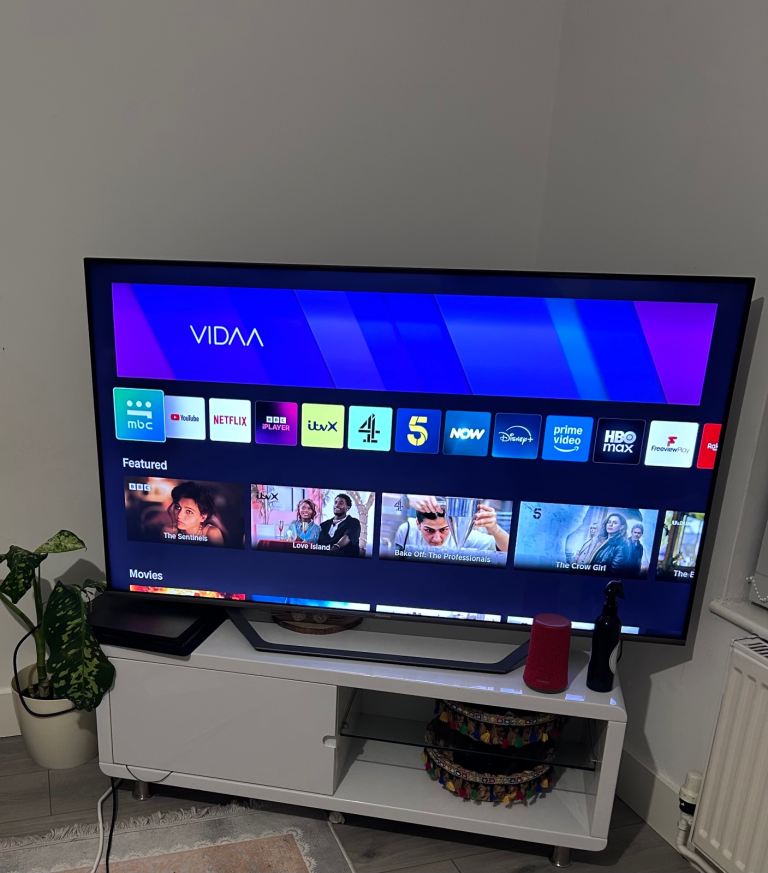 Hisense 55 inch Smart TV - Good Condition