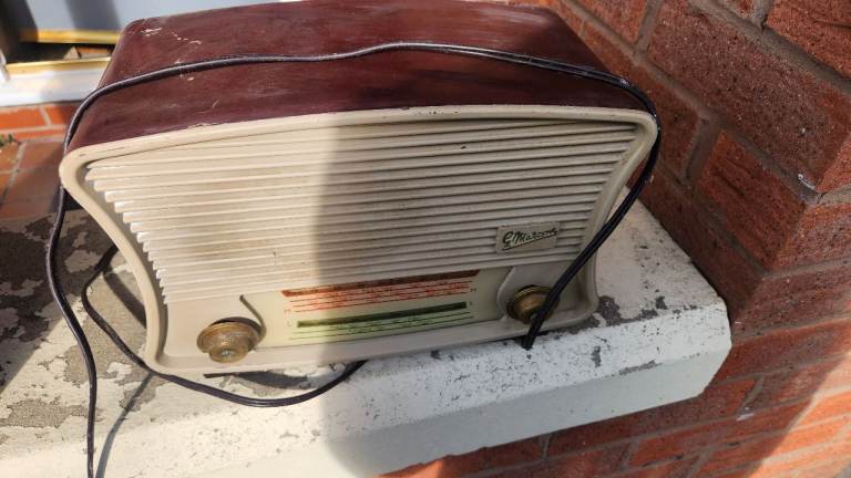 Vintage Marconi Companion T37DA Radio