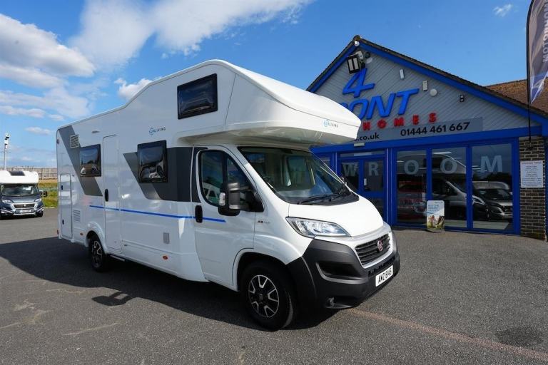 Sun Living A 70 DX FIAT 7 BERTH 7 TRAVEL SEAT MOTORHOME