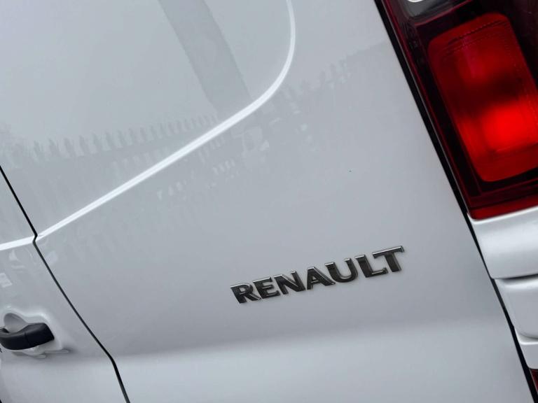 2023 Renault Trafic SL28 Blue dCi 130 Business+ Van PANEL VAN DIESEL Manual