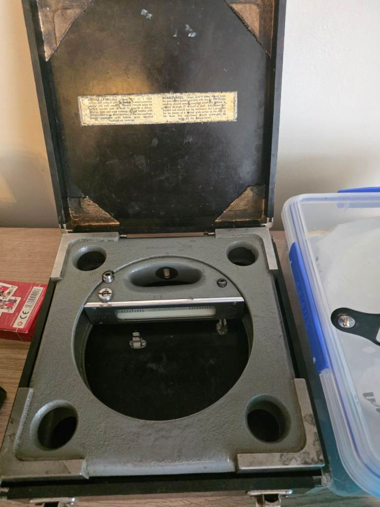 Watts Precision 8in Square Block Level – Good Condition
