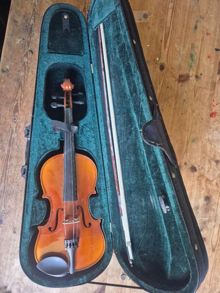 Violin for sale,  would suit beginner