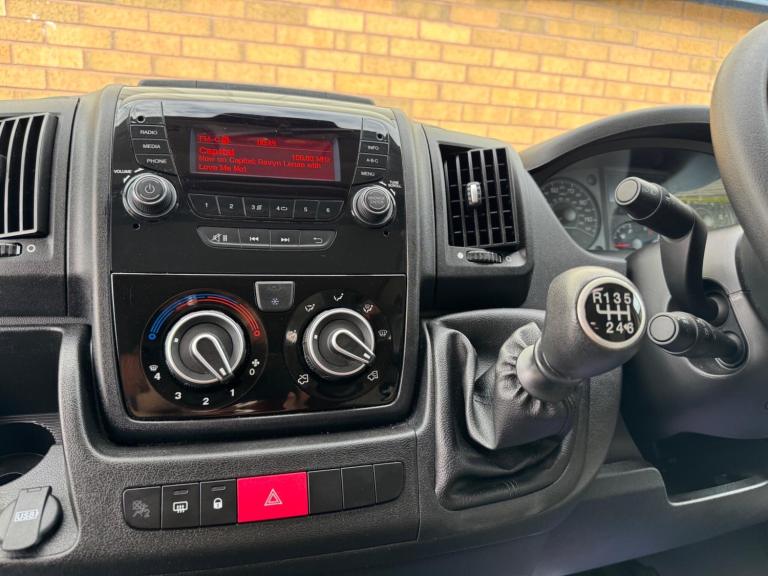 SWIFT ESCAPE 695 - 2017