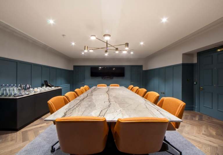 St James's Serviced Offices - Sizes From 2 to 65 Desks - Flexible Furnished Spaces in SW1Y