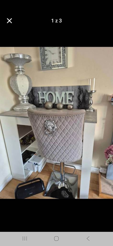 image for Breakfast table and chair 