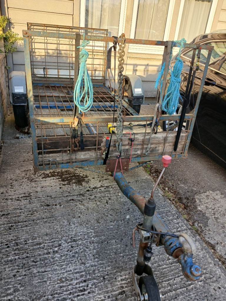 TRAILER  9 ft x 4 ft 3 inch WITH A FOLD DOWN RAMP . £450