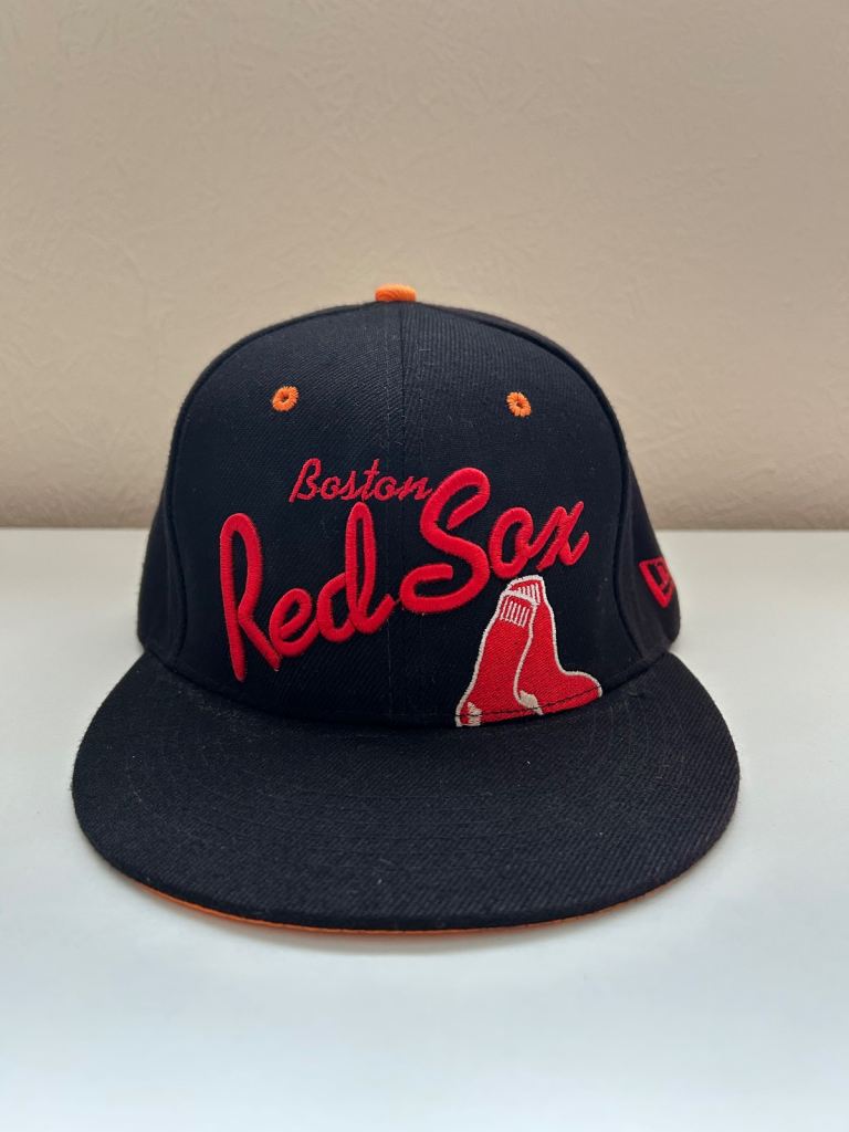 New Era Boston Red Sox Baseball Cap.