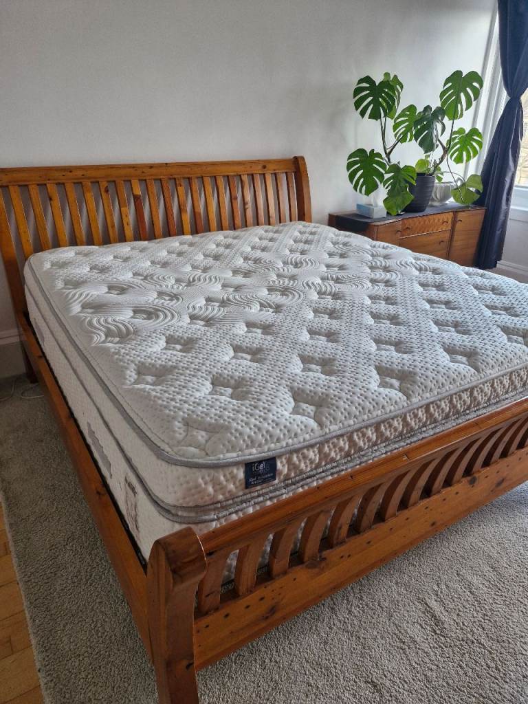 Super King iGel Advance 4400i plush top mattress - like new