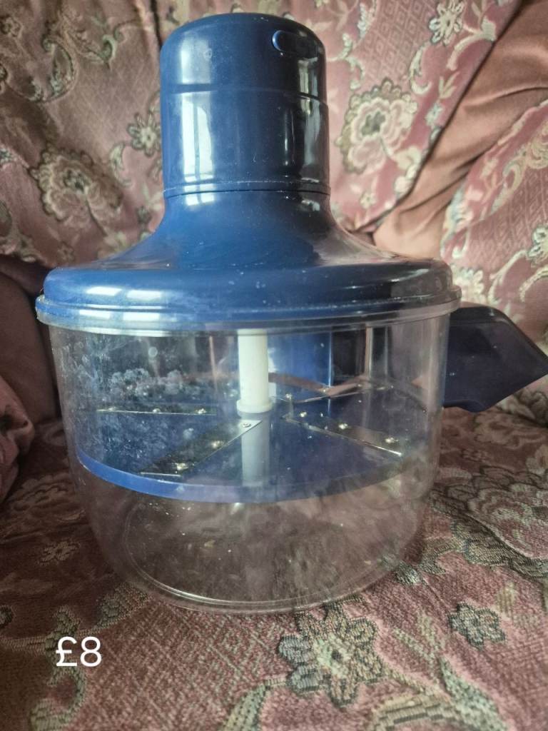 Manual Food Chopper/Processor – Blue, Good Condition