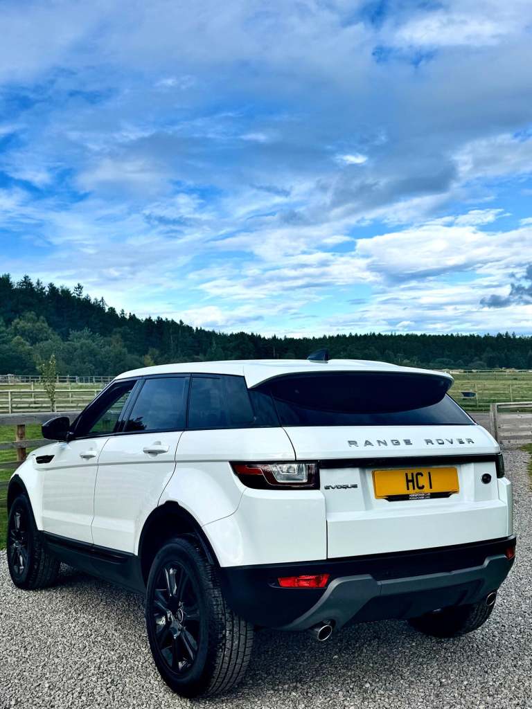 LAND ROVER RANGE ROVER EVOQUE 2.0 TD4 SE Tech 2018