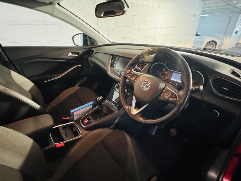 2018 Vauxhall Grandland X 1.2 Turbo Sport Nav Euro 6 (s/s) 5dr HATCHBACK Petrol Manual