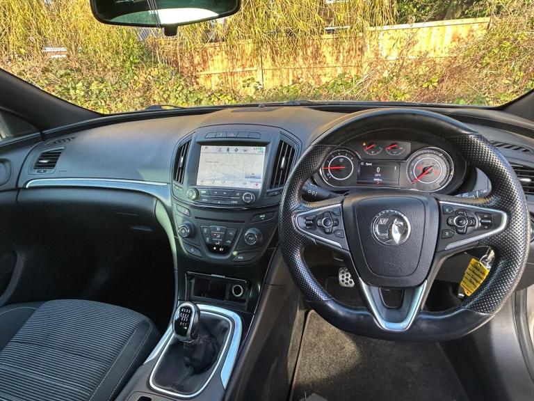 2016 Vauxhall Insignia 2.0 CDTi ecoFLEX SRi VX Line Nav Euro 6 (s/s) 5dr HATCHBACK Diesel Manual