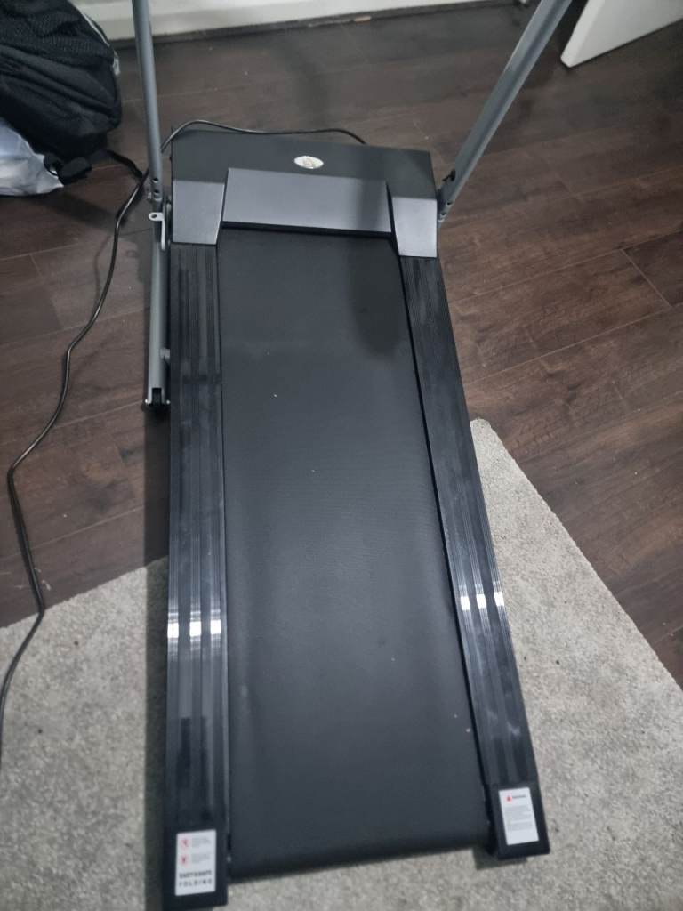 image for NEW TREADMILL NEVER USED 
