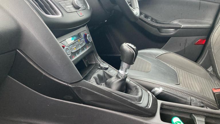 2016 Ford Focus 1.0 EcoBoost 125 Titanium X 5dr Petrol Hatchback Hatchback Petrol Manual