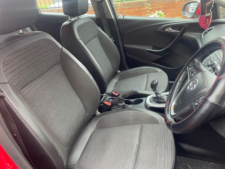 VAUXHALL ASTRA 1.4 EXCITE 120k 15 REG 5 DOOR