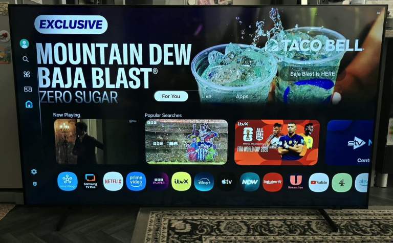 Smart TV Samsung 75inch Fully working order