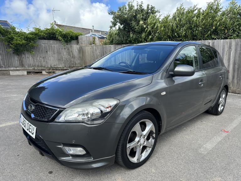 KIA CEED 1.6 CRDi 3 Grey Auto Diesel 2012