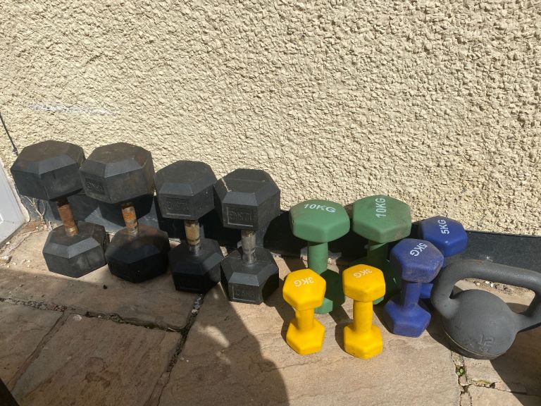 Gym Equipment - Weights & Bench/Barbell