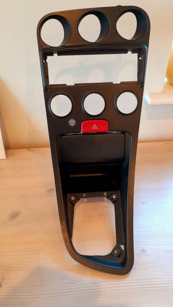 Alfa Romeo 156 mk1 (pre-facelift) carbon fibre effect centre console 