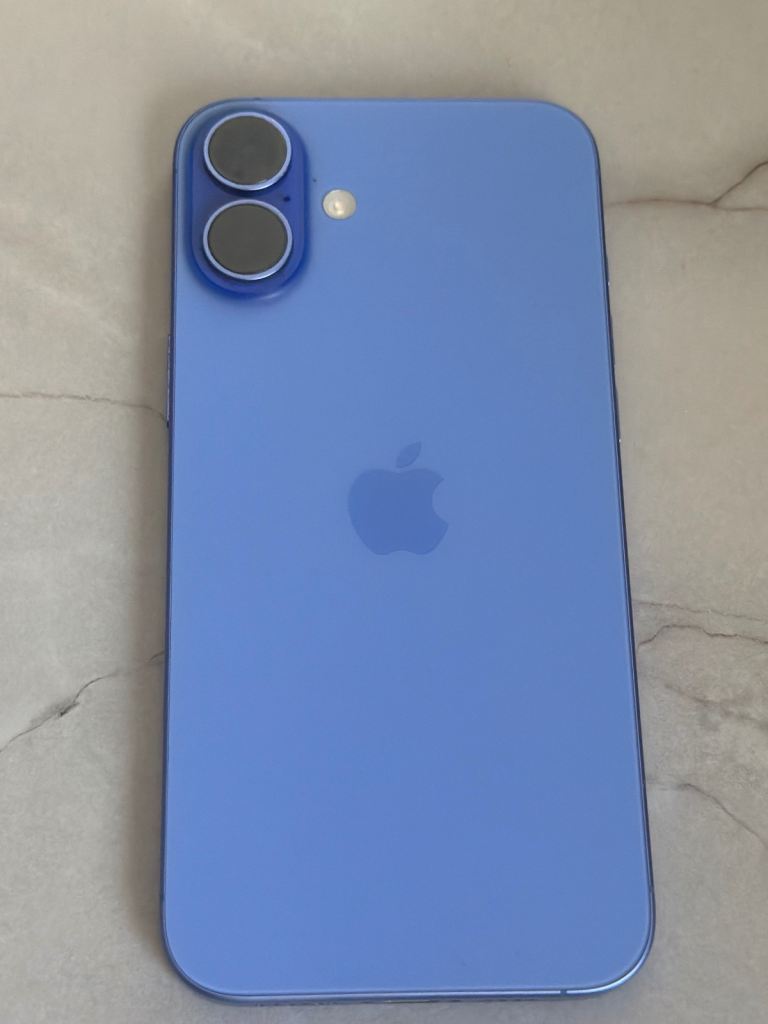 Apple I phone 16 plus 
