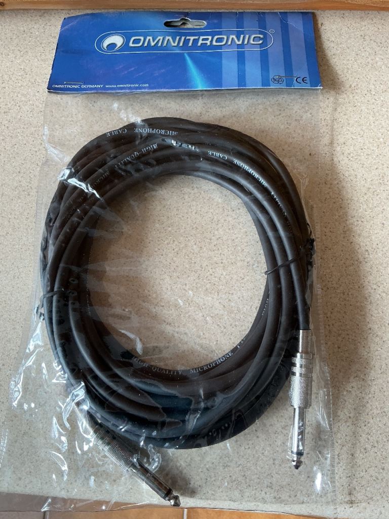 Microphone cable