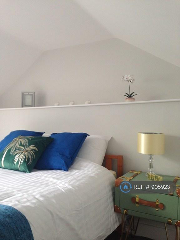1 bedroom in William Street, Reading, RG1 (#905923)