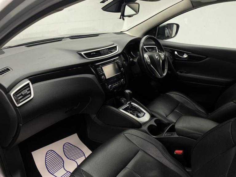 NISSAN QASHQAI 1.6 dCi Tekna 2016