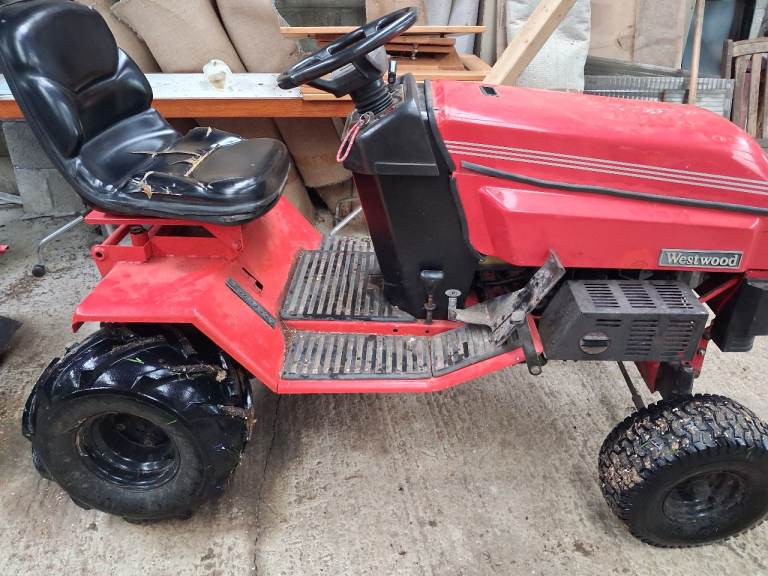 Westwood T1800 ride on mower / tractor