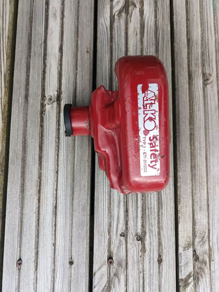 Used Al Ko hitch lock  