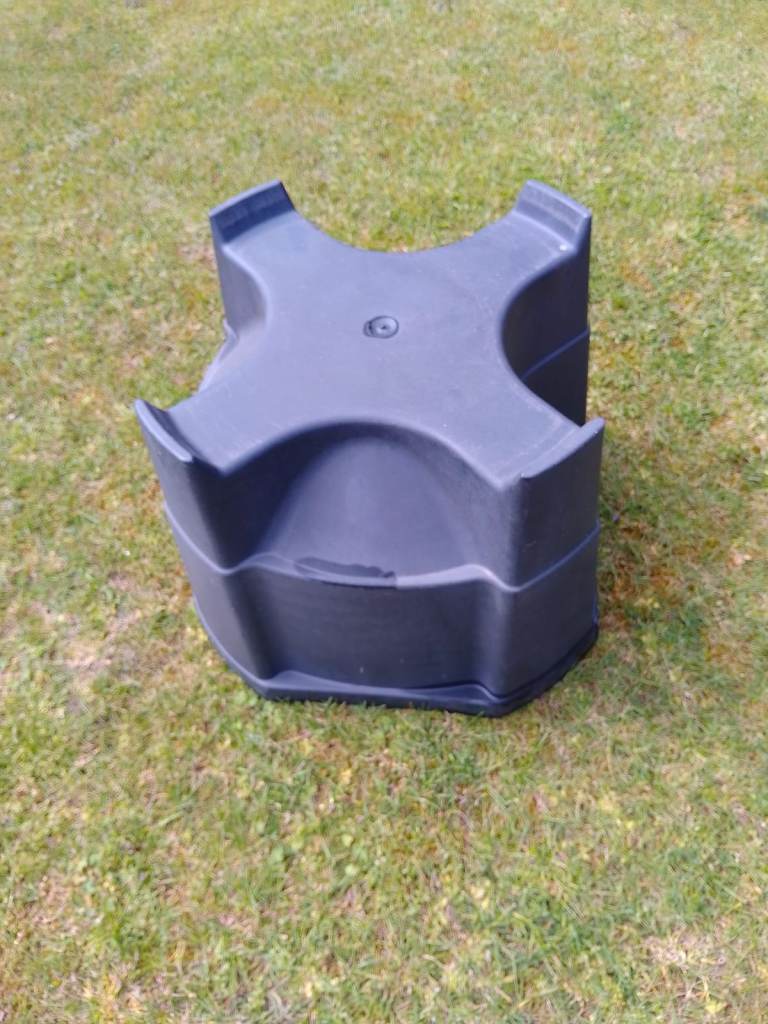 Small water butt stand 