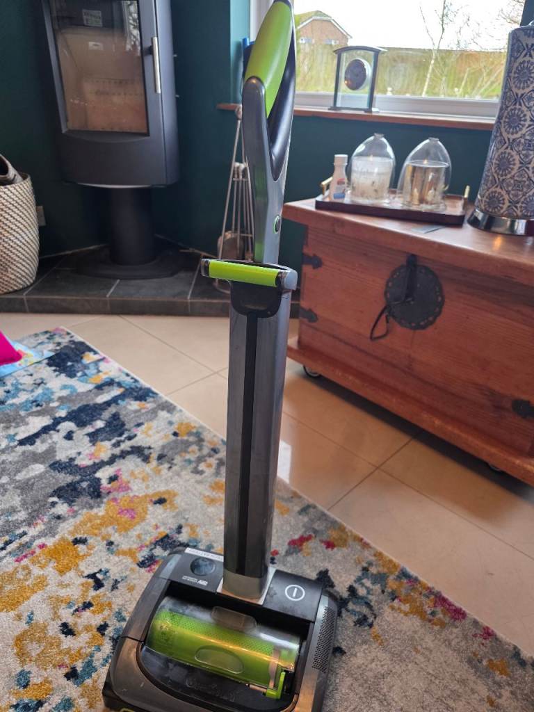 Gtech Air Ram floor cleaner