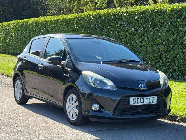 2013 Toyota Yaris 1.5 VVT-i Hybrid T4 5dr CVT HATCHBACK PETROL/ELECTRIC Automatic