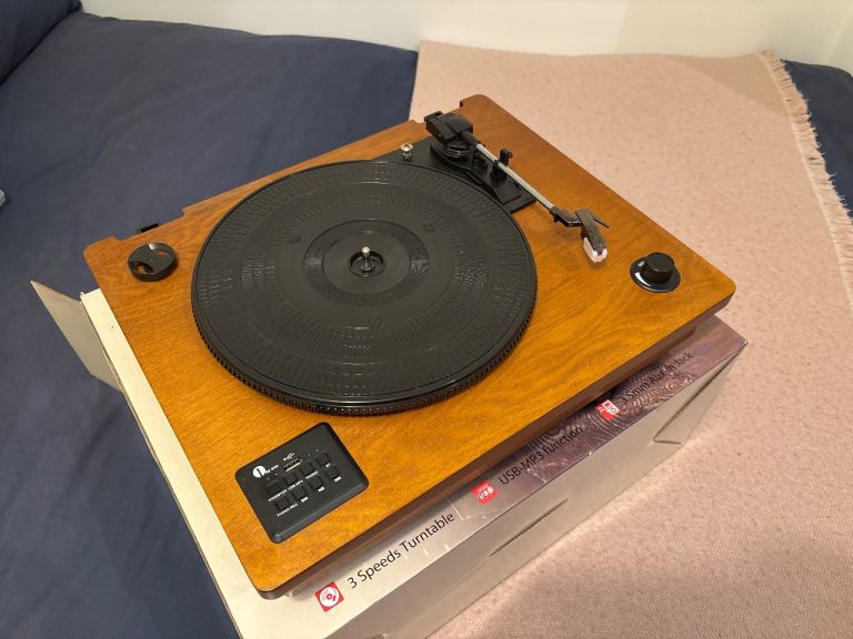 Retro turntable 1byone