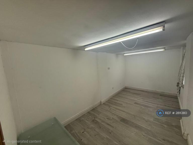 3 bedroom house in Hatherleigh Road, Leicester, LE5 (3 bed) (#2811380)