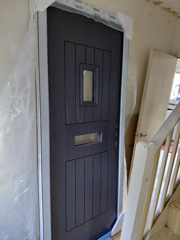 Rock Door Composite Front Door – New, Grey