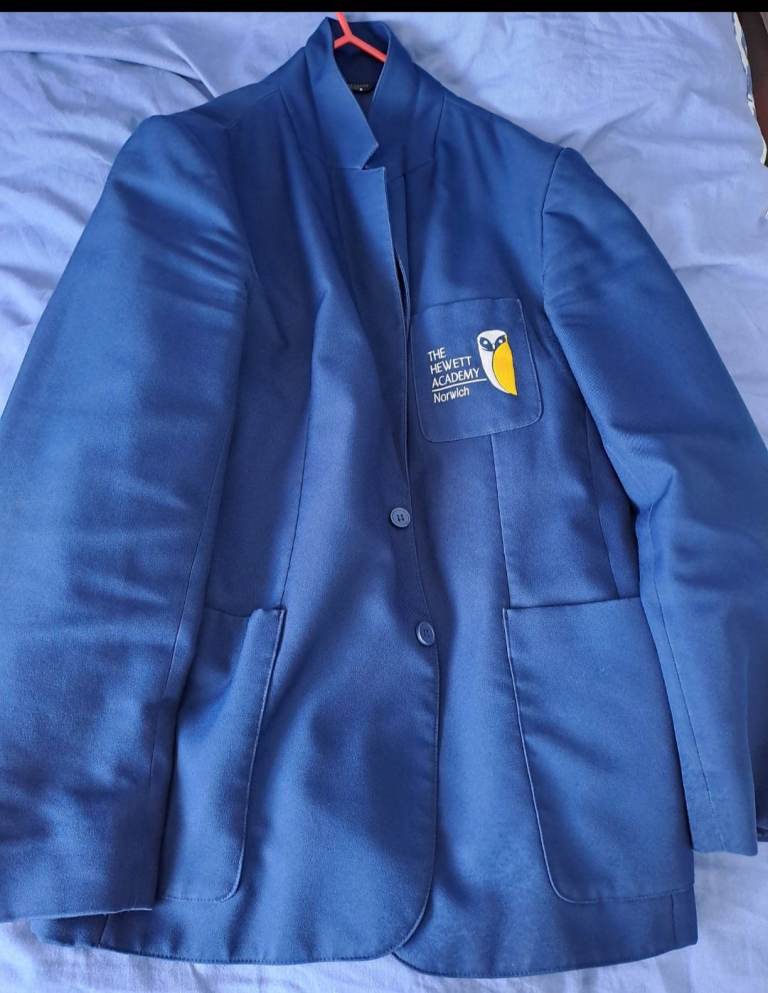 Boys hewett academy blazer size 40 to 42